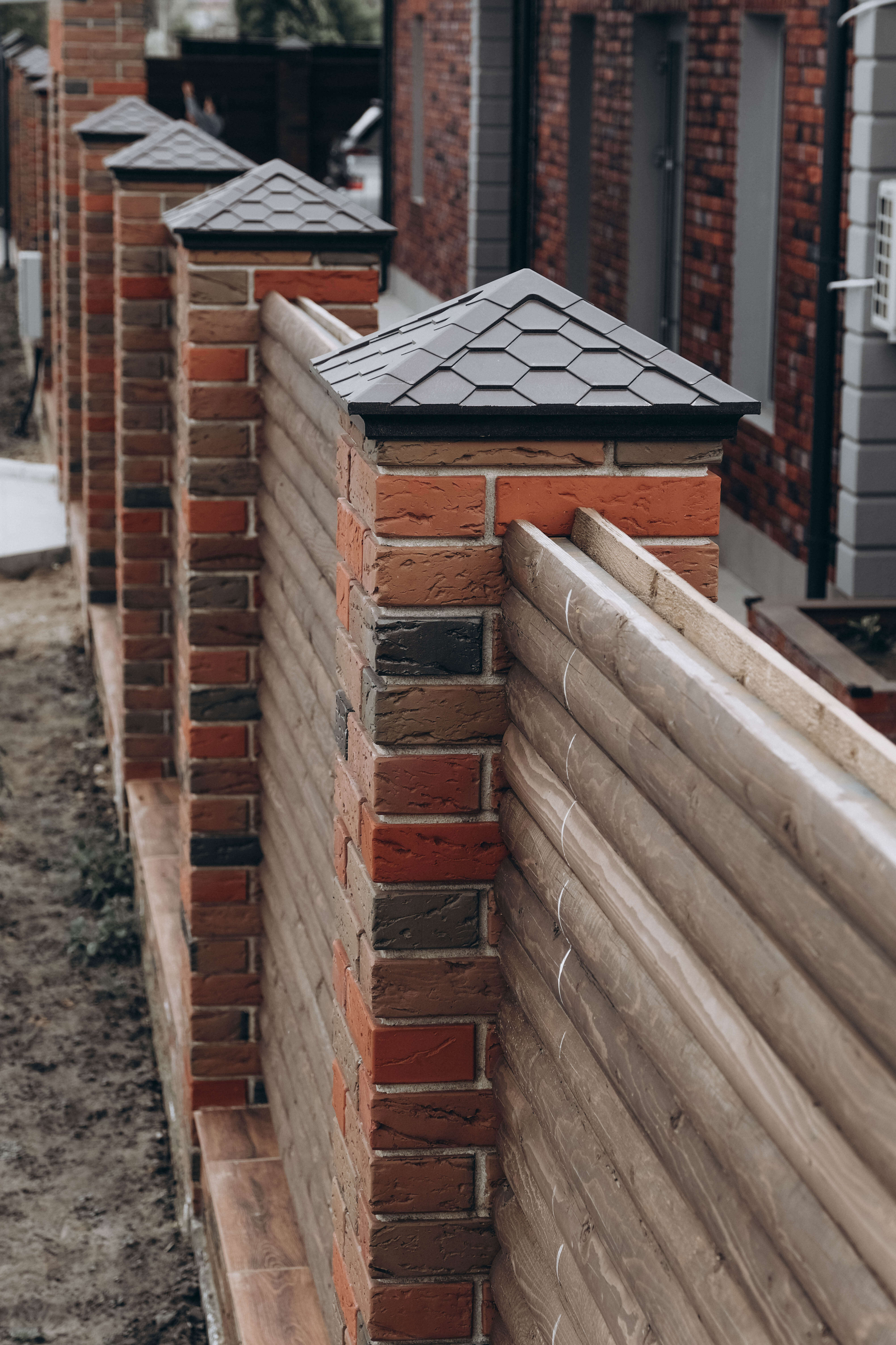 Колпак Zking Эверест Коричневый на столб 1.5х1.5 кирпича (390х390мм) в Тихвине фото