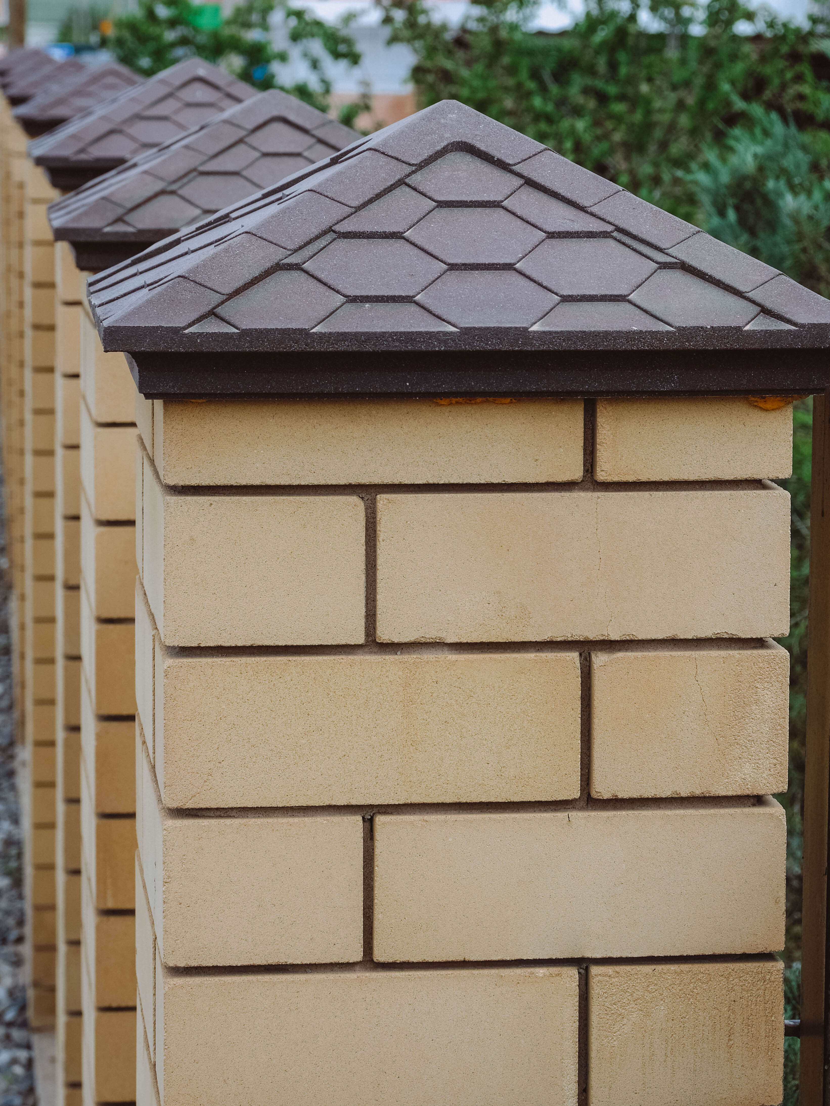 Колпак Zking Эверест Коричневый на столб 1.5х1.5 кирпича (390х390мм) в Тихвине фото